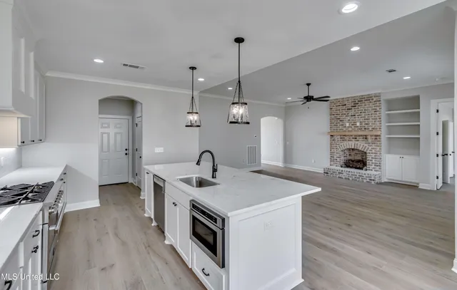 $369,900 | 621 Cobalt Way, Brandon, MS 39042