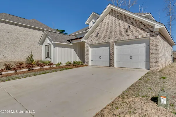 $380,000 | 621 Cobalt Way, Brandon, MS 39042