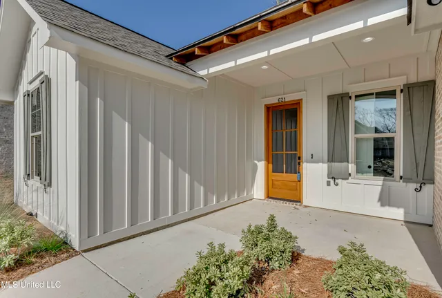 $369,900 | 621 Cobalt Way, Brandon, MS 39042