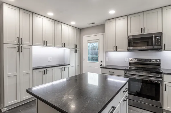 $289,900 | 117 Tinker Trail, Greenfield, IN 46140