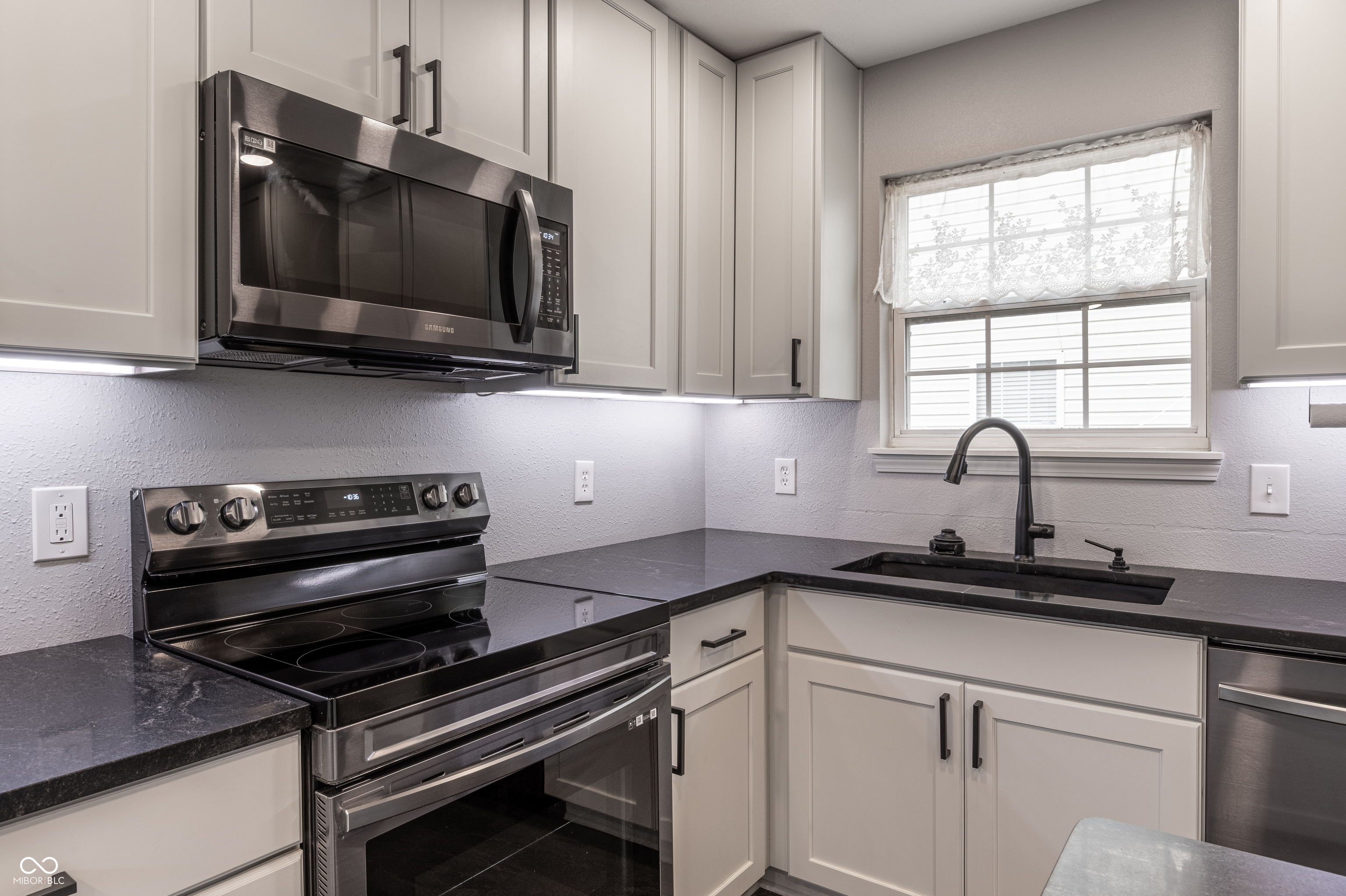 117 Tinker Trail Greenfield, IN 46140 - Photo 6 of 25