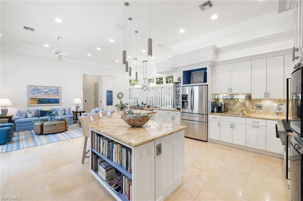 7004 Verde Way Naples, FL 34108 - Photo 15 of 50 Gallery Image 15