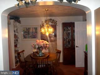 554 Overlook Road Philadelphia, PA 19128 - Photo 5 of 6