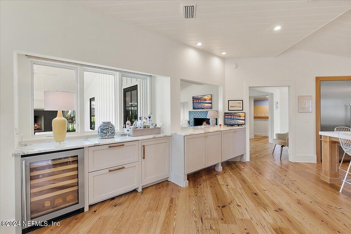 22 Solana Road Ponte Vedra Beach, FL 32082 - Photo 16 of 51 16-Kitchen