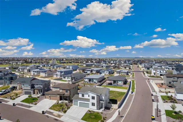a outdoor view of a house