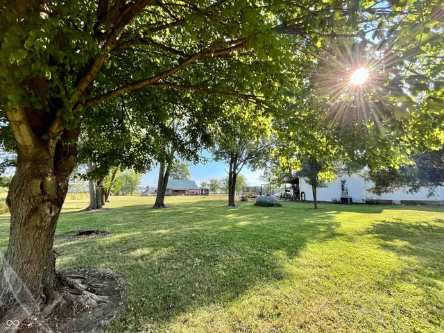 $279,000 | 15011 East 1000th Street North, Flat Rock, IN 47234