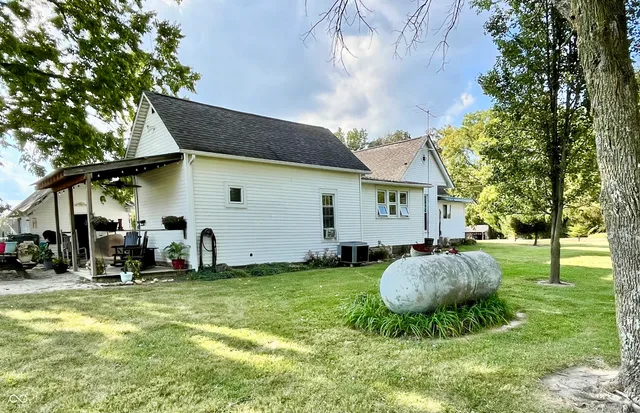 $279,000 | 15011 East 1000th Street North, Flat Rock, IN 47234