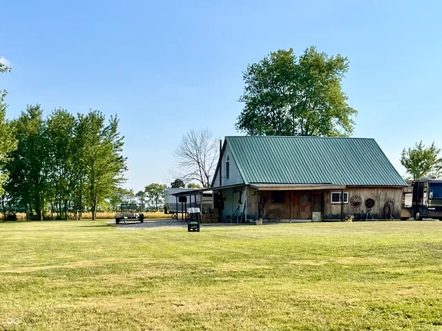 $279,000 | 15011 East 1000th Street North, Flat Rock, IN 47234