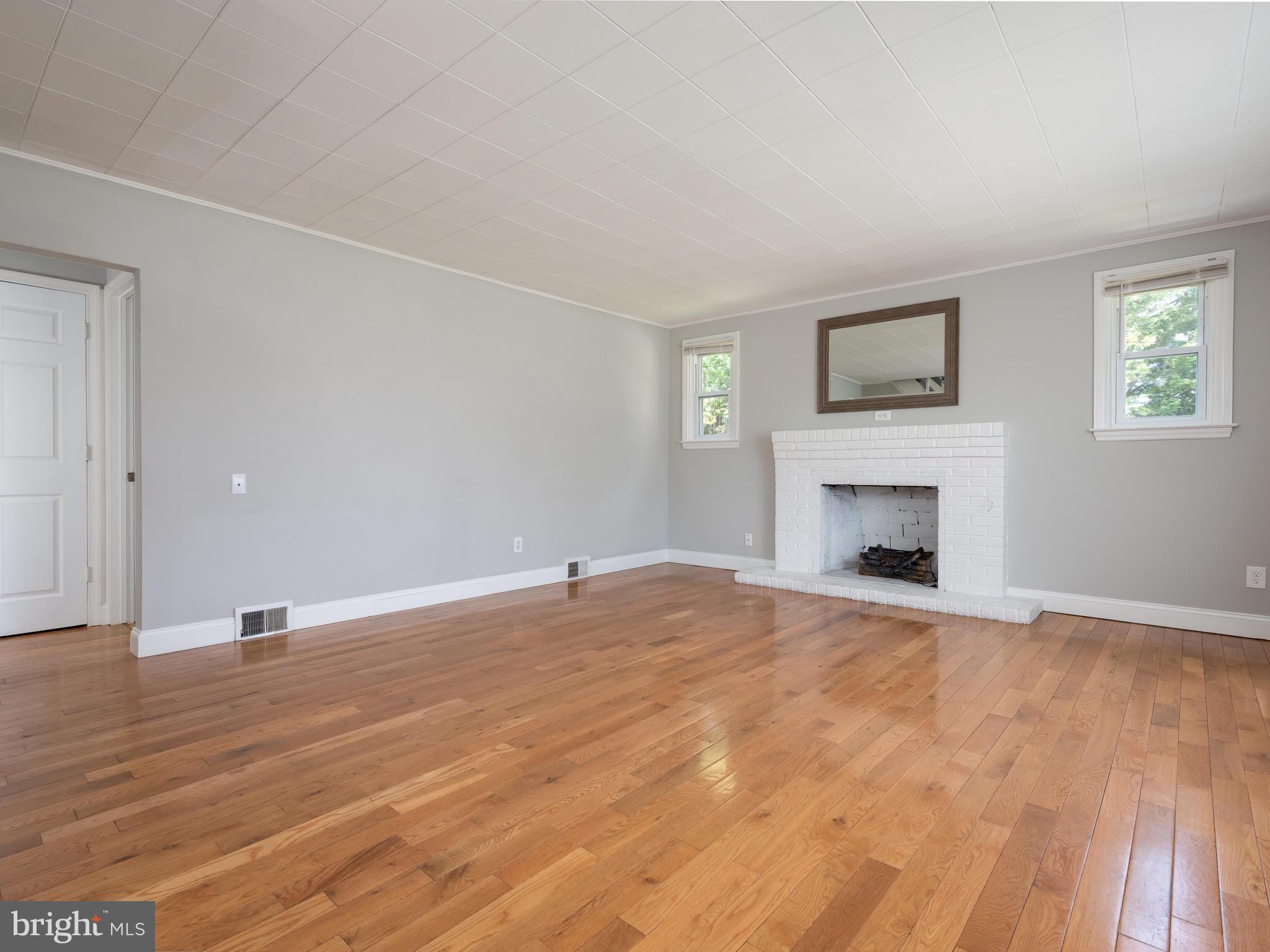 309 Candlewood Road Broomall, PA 19008 - Photo 3 of 27 Family Room