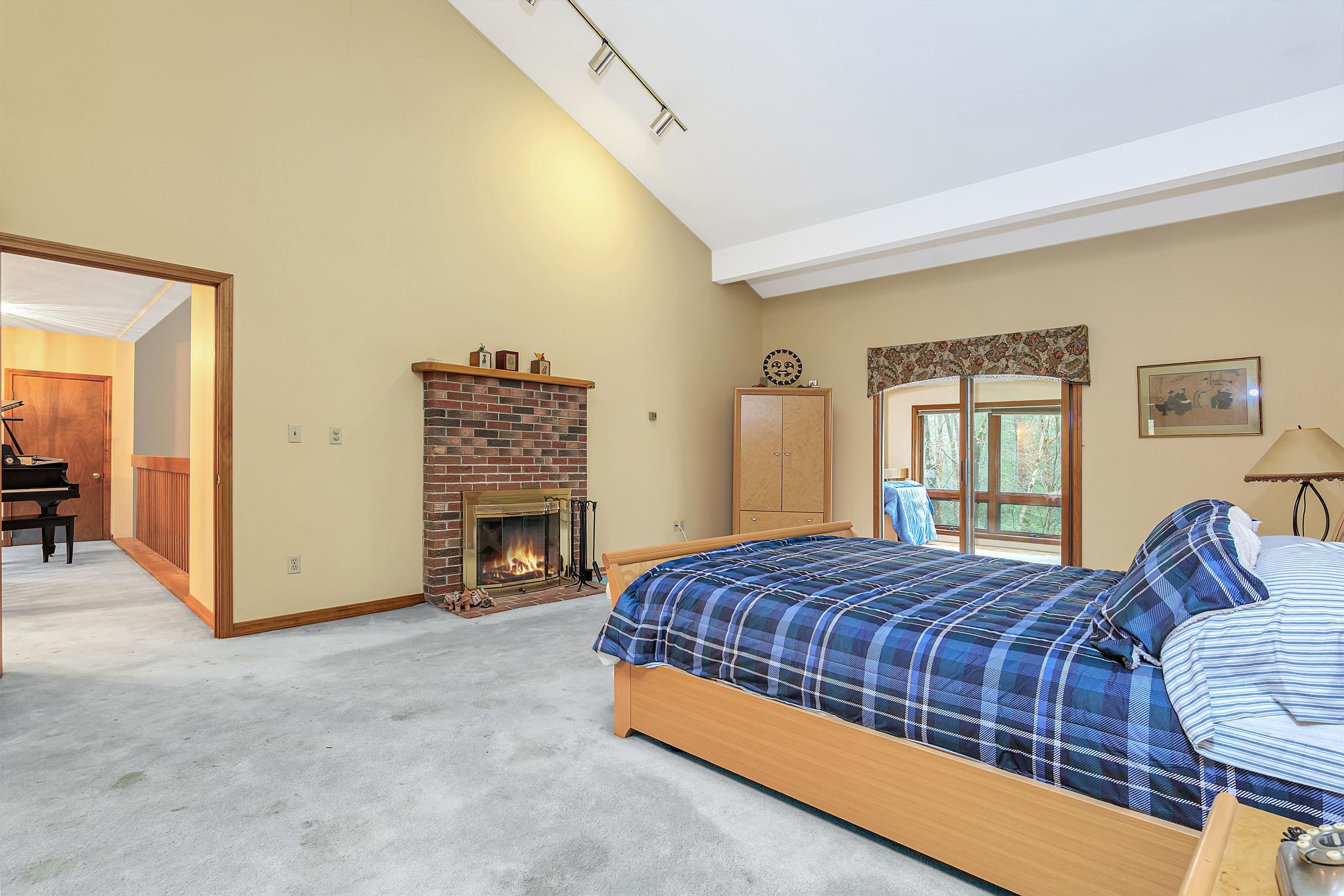 2 Hemlock Road Kingston, NH 03848 - Photo 12 of 21