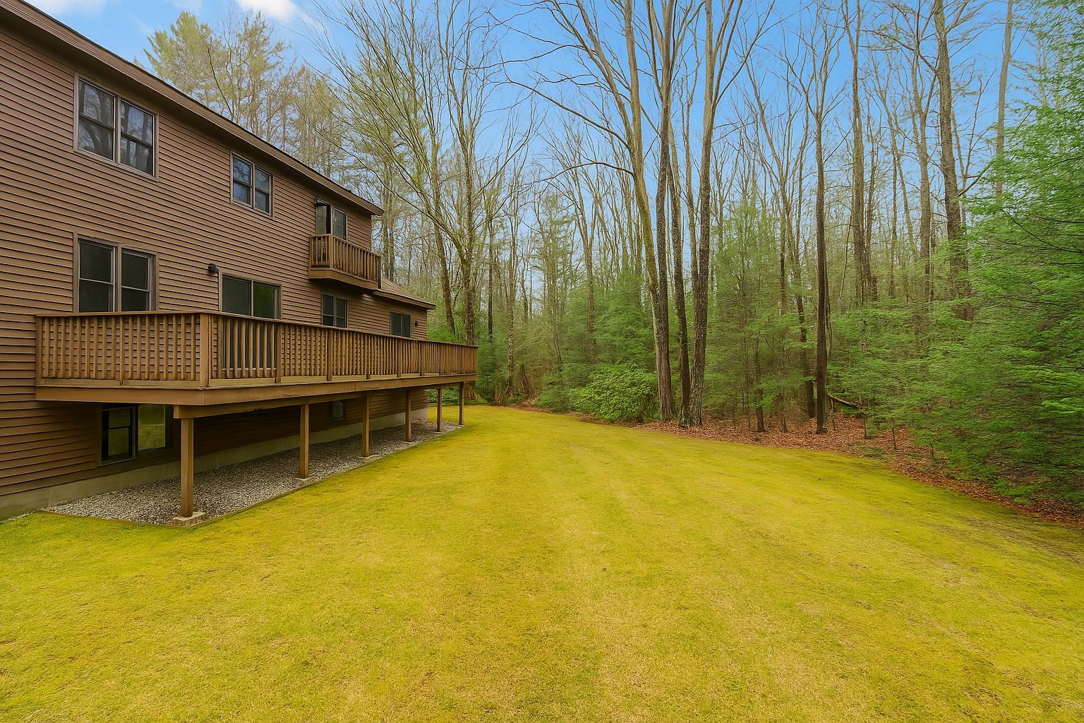2 Hemlock Road Kingston, NH 03848 - Photo 21 of 21