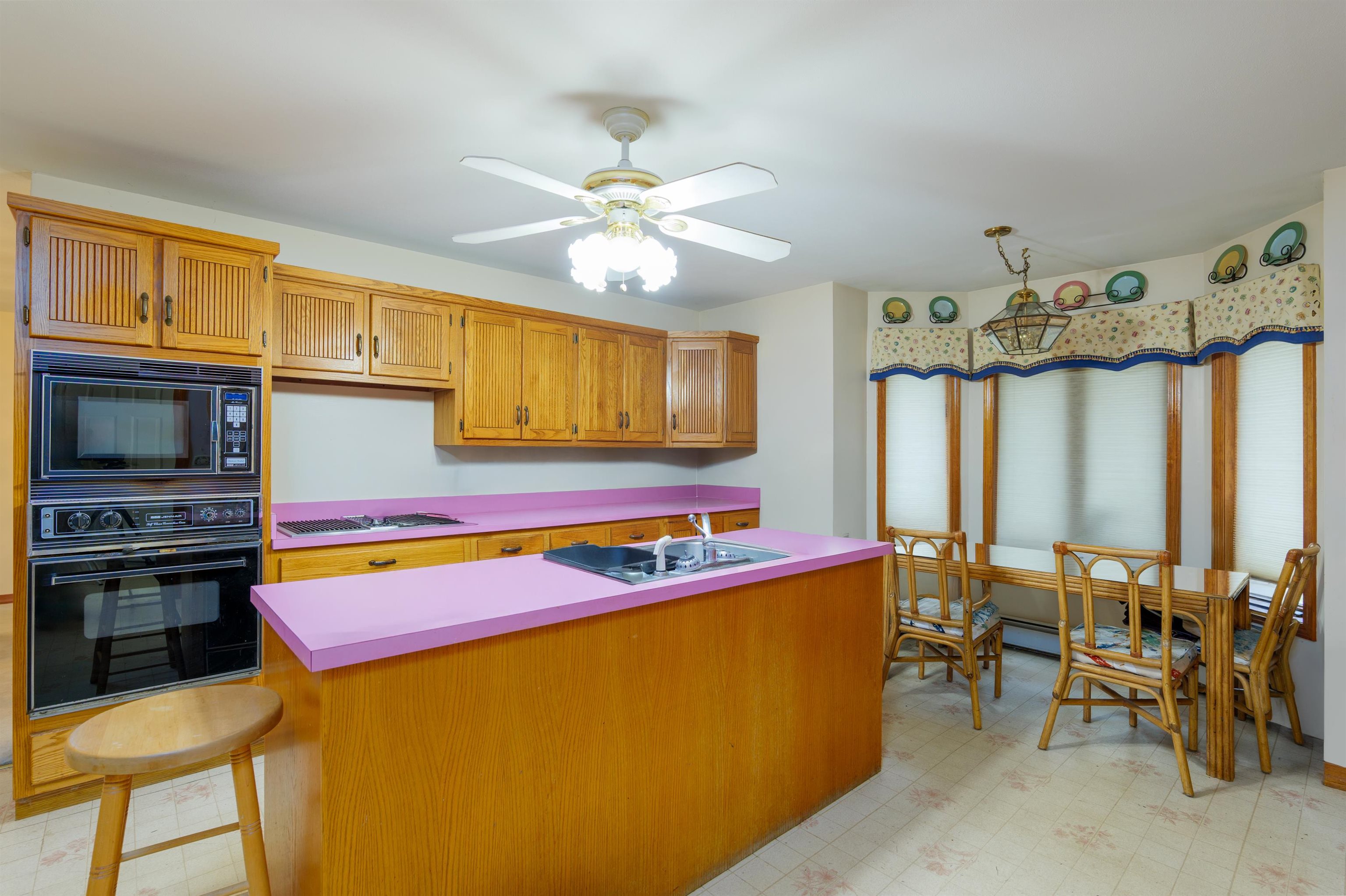 2 Hemlock Road Kingston, NH 03848 - Photo 4 of 21