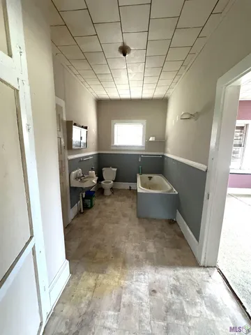 $62,500 | 402 Wilson Avenue, Houma, LA 70364