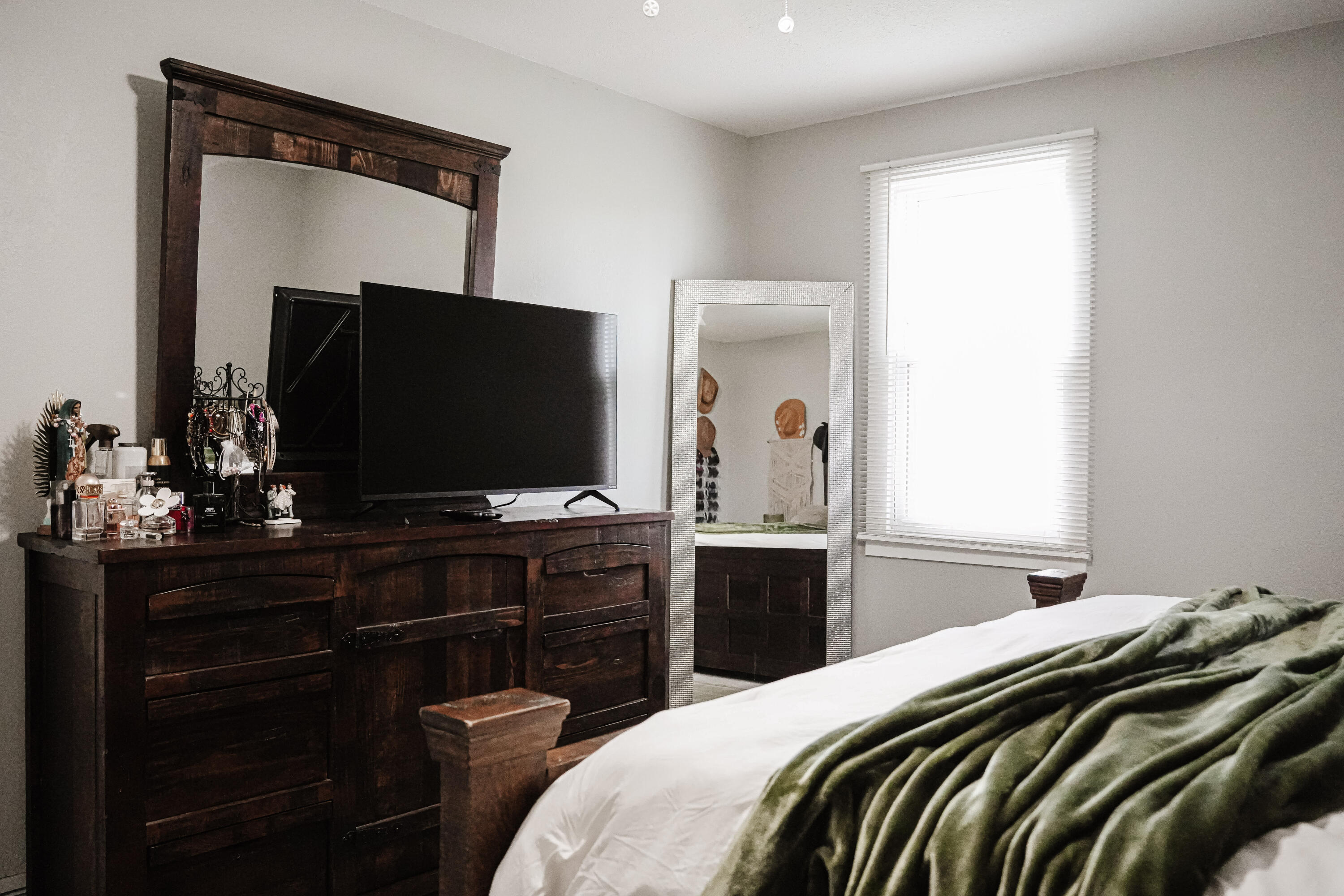 3014 Green Bay Road Port Washington, WI 53074 - Photo 24 of 60 26-DSC09501