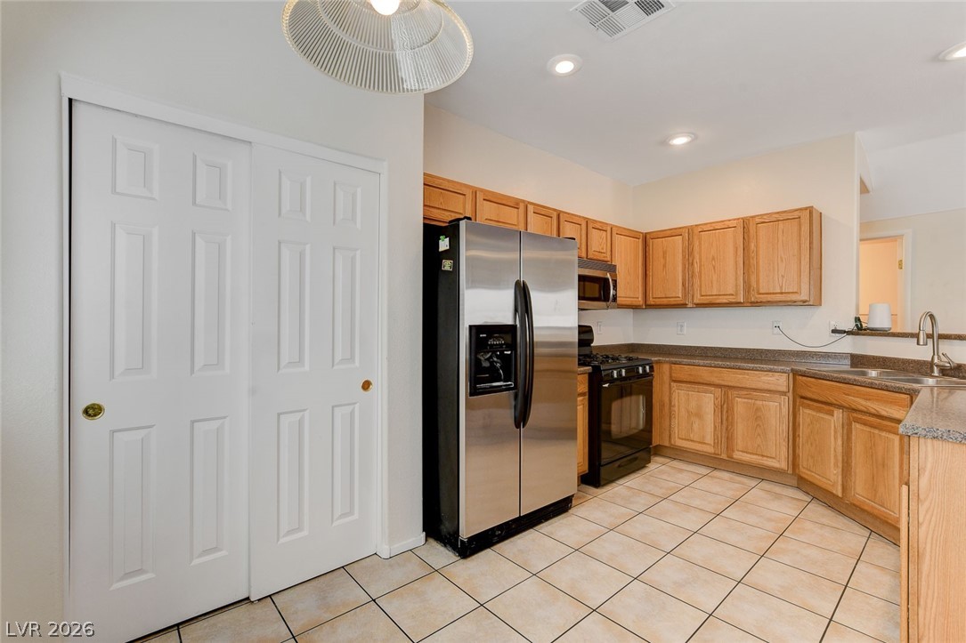 1571 Rusty Ridge Lane Henderson, NV 89002 - Photo 16 of 46