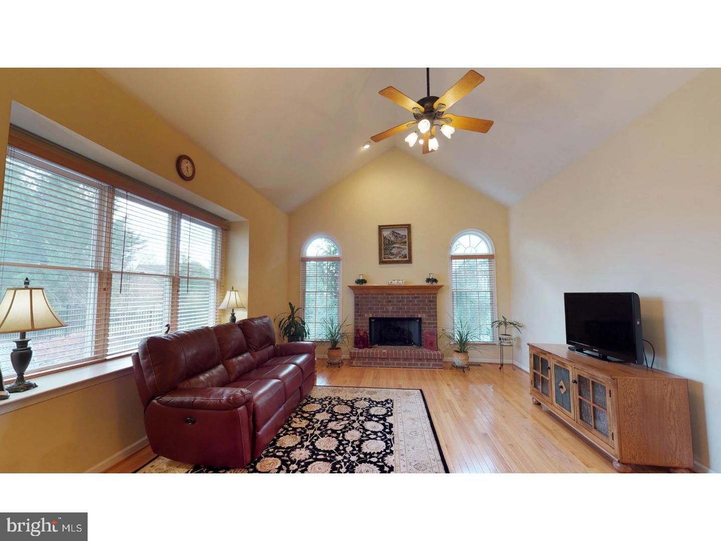 16 Murray Road Moorestown, NJ 08057 - Photo 8 of 25 Family Room
