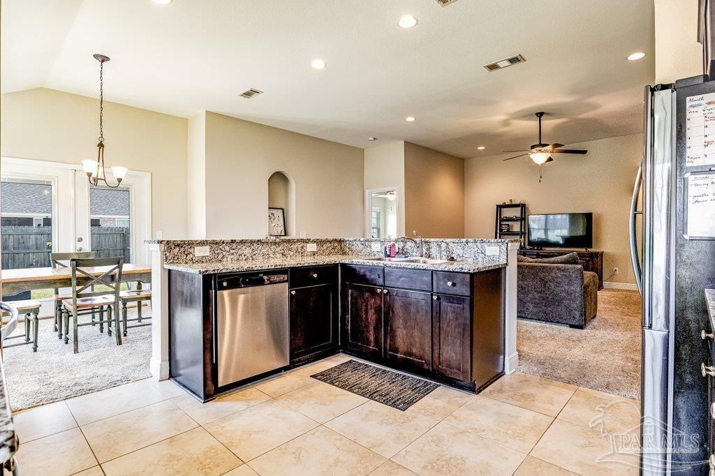 7286 Farmers Road Pensacola, FL 32526 - Photo 16 of 32 Gallery Image 16