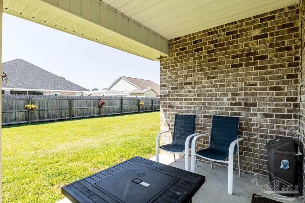 7286 Farmers Road Pensacola, FL 32526 - Photo 10 of 32 COVERED PORCH