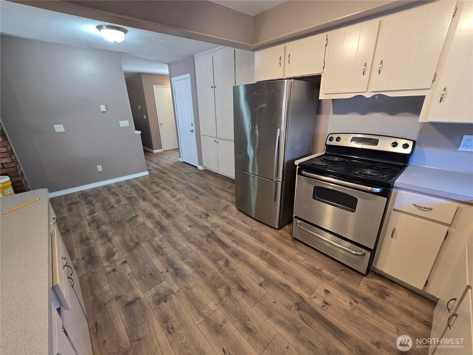 4002 Oak Street Longview, WA 98632 - Photo 16 of 31