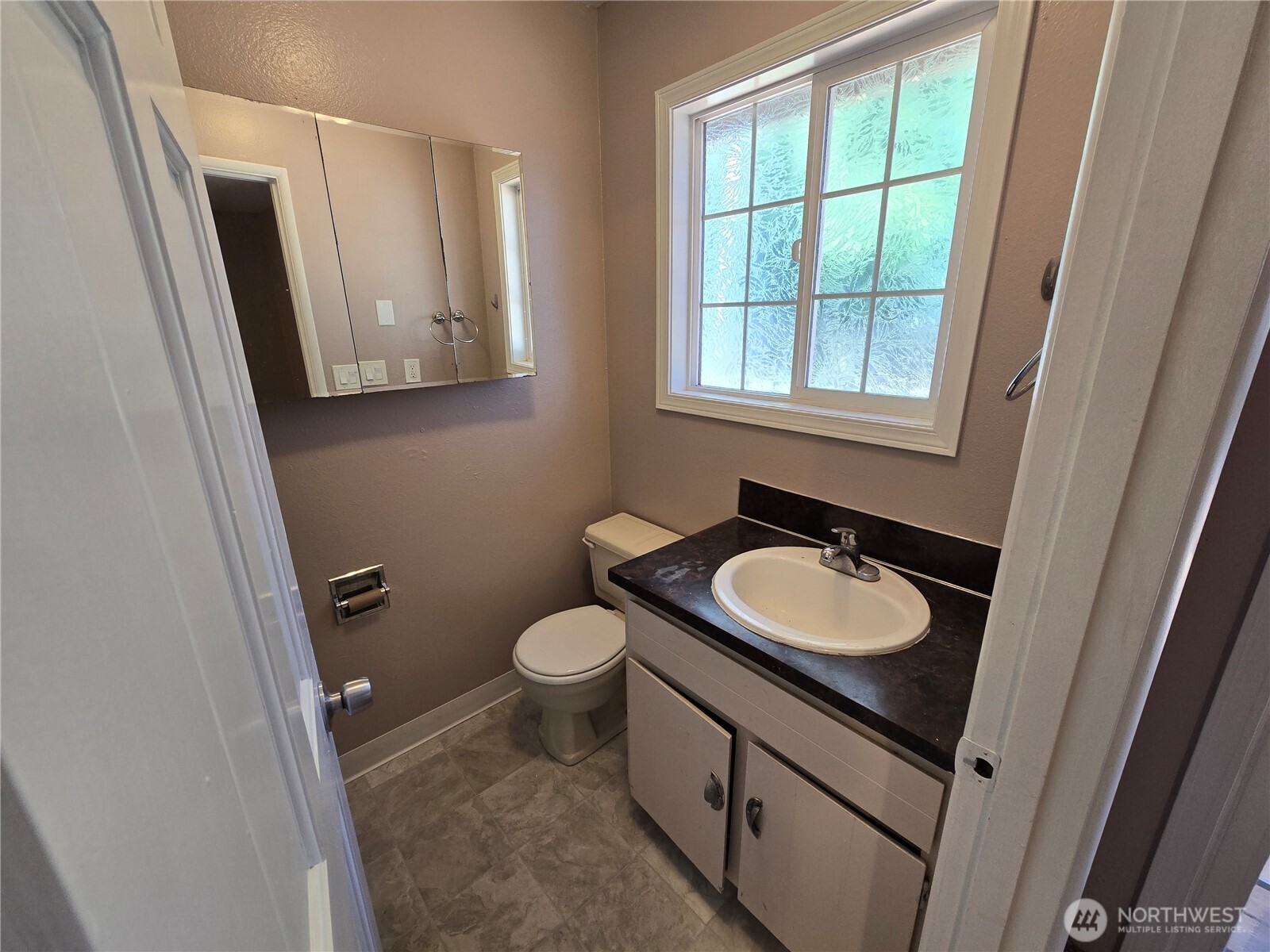 4002 Oak Street Longview, WA 98632 - Photo 19 of 31