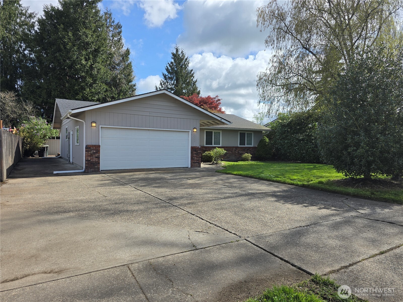 4002 Oak Street Longview, WA 98632 - Photo 2 of 31