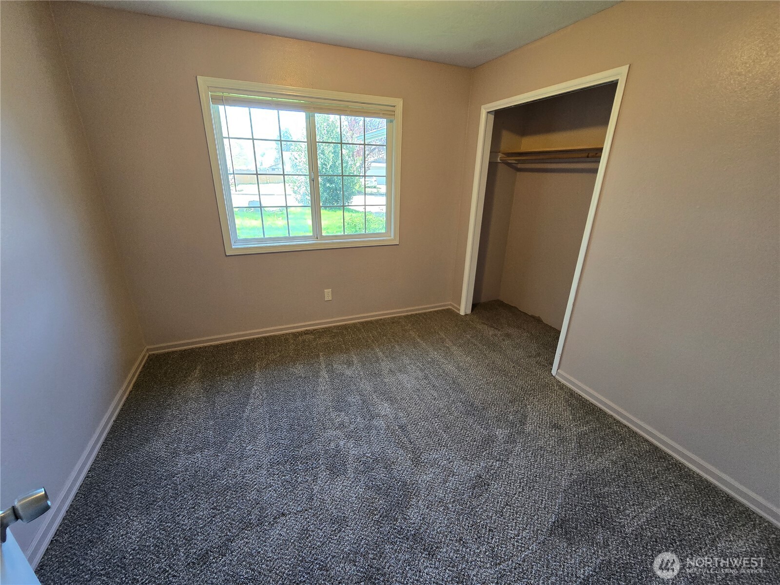 4002 Oak Street Longview, WA 98632 - Photo 21 of 31