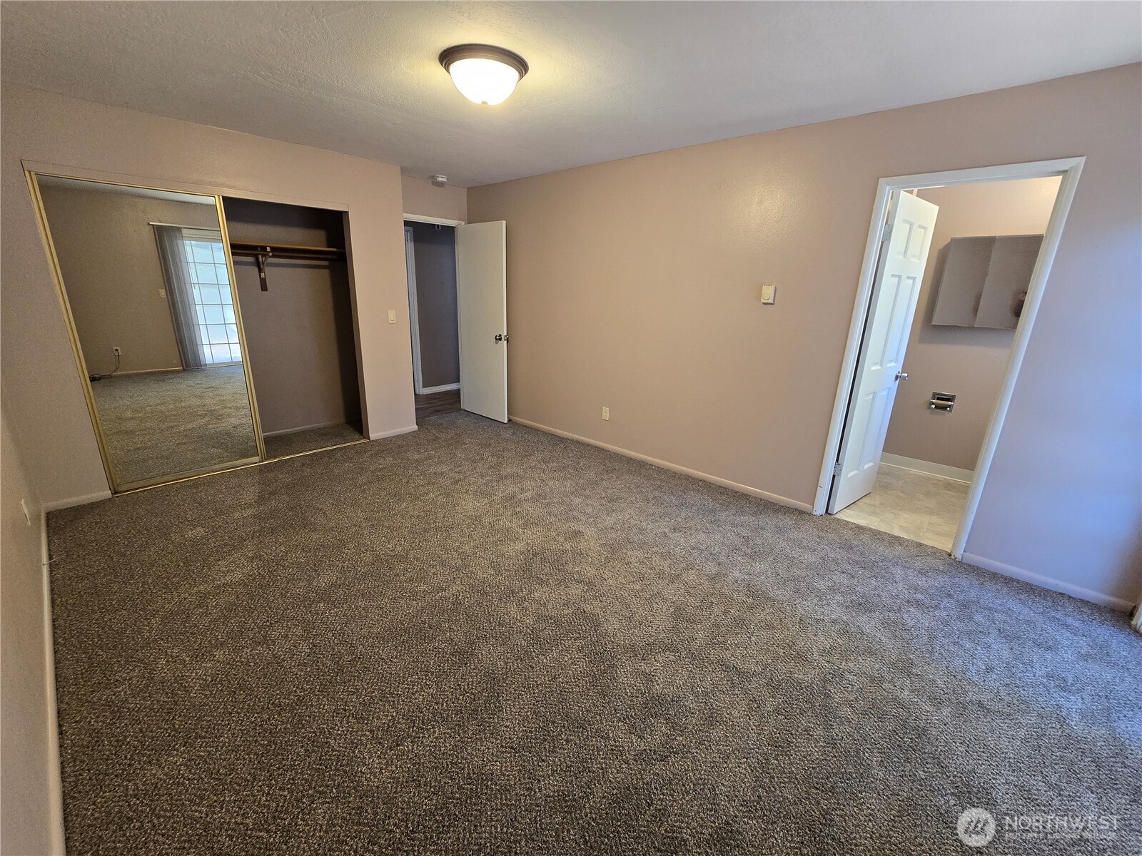 4002 Oak Street Longview, WA 98632 - Photo 24 of 31