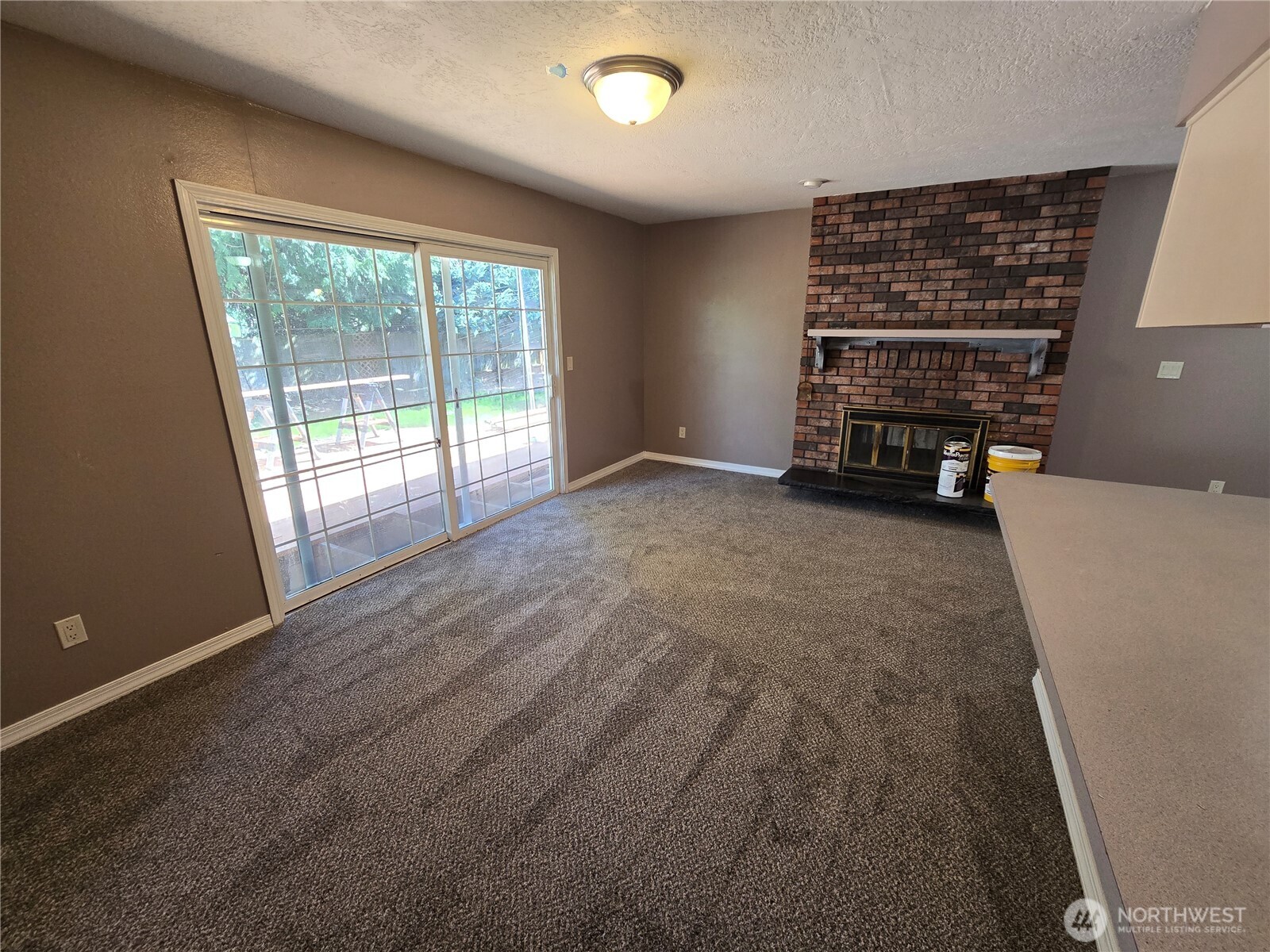 4002 Oak Street Longview, WA 98632 - Photo 7 of 31