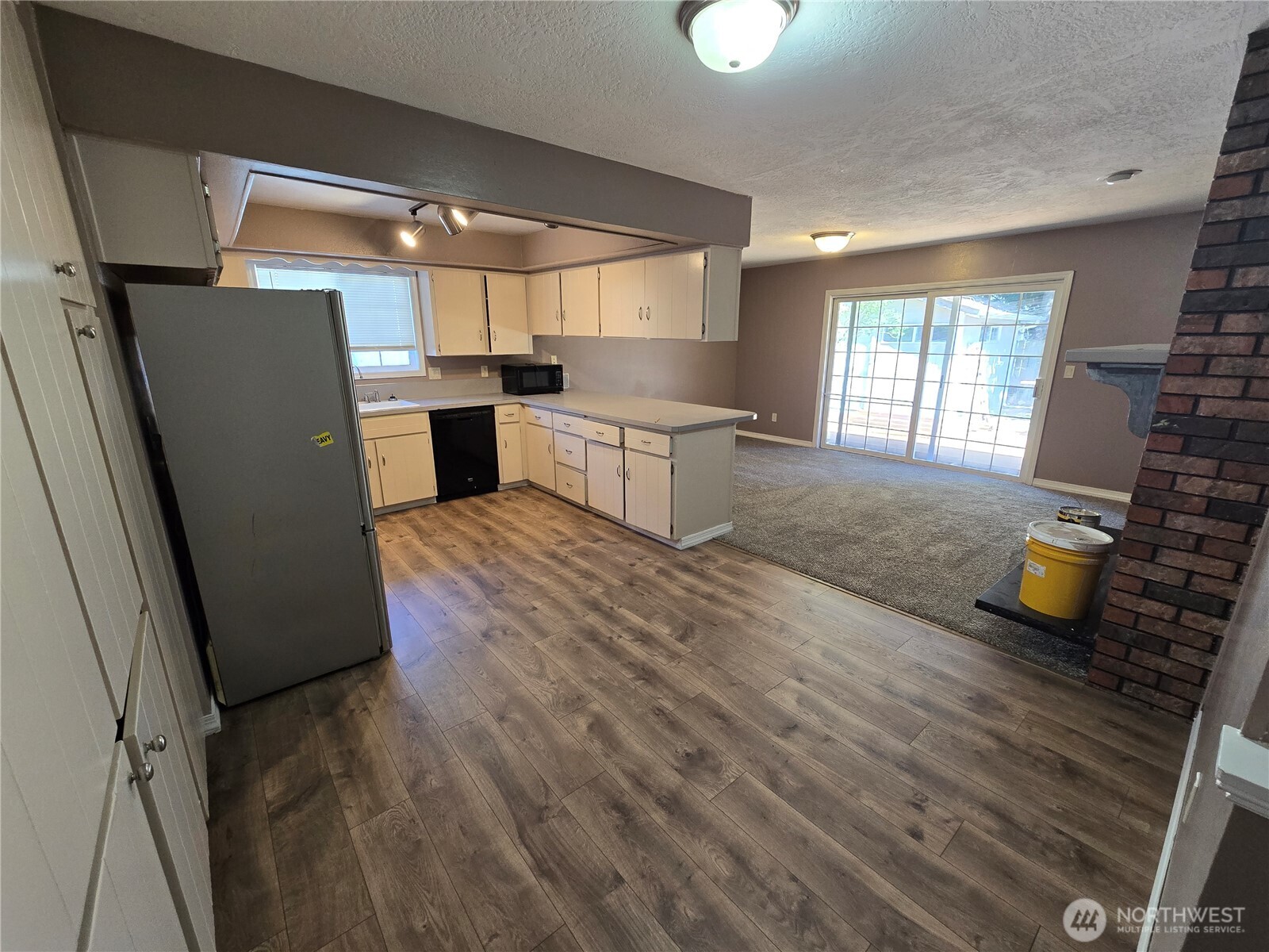 4002 Oak Street Longview, WA 98632 - Photo 10 of 31