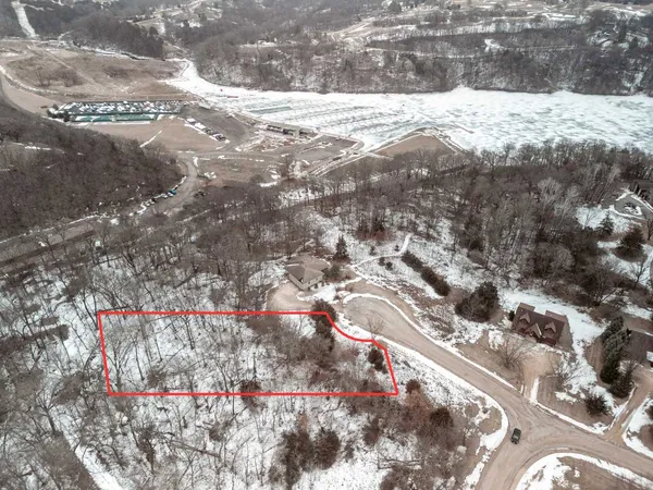 $16,900 | 3 Waterford Drive, Galena, IL 61036