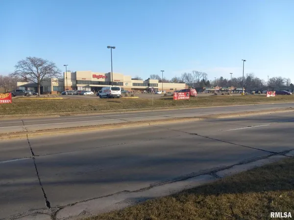 a view of an outdoor space and a yard