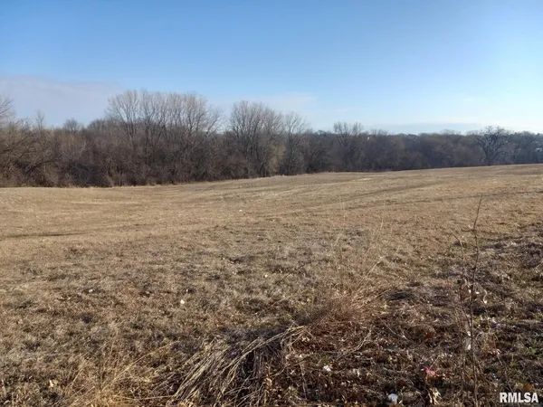 $925,000 | 0 West Kimberly Road, Davenport, IA 52806