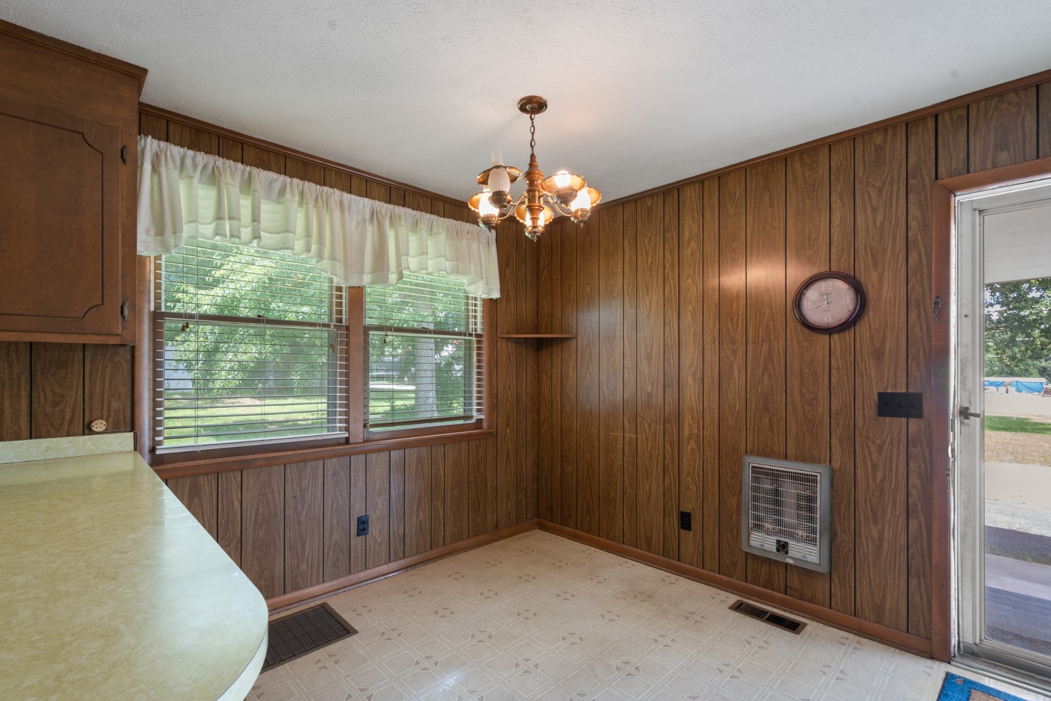 7436 Johnny Crow Road Lyles, TN 37098 - Photo 36 of 48 Gallery Image 36