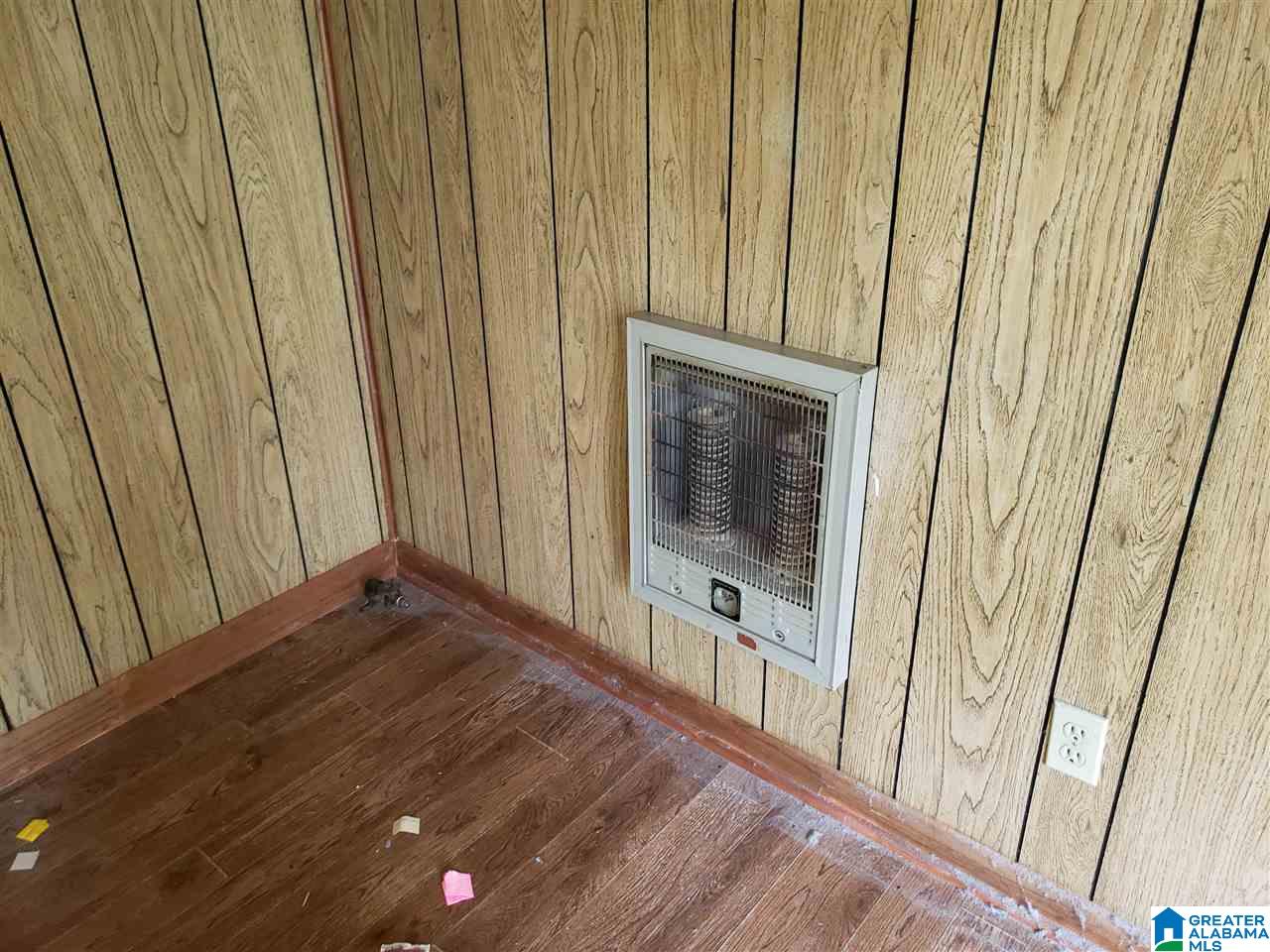 1704 Patch Place Anniston, AL 36201 - Photo 18 of 36