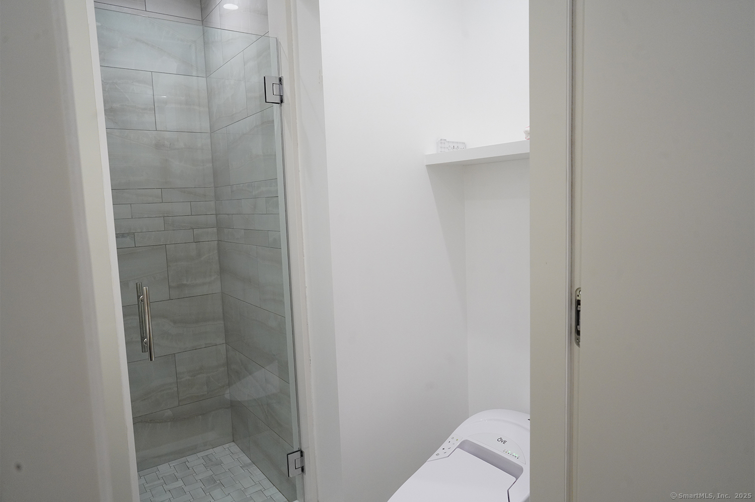 9 Grey Fox Lane Weston, CT 06883 - Photo 24 of 37