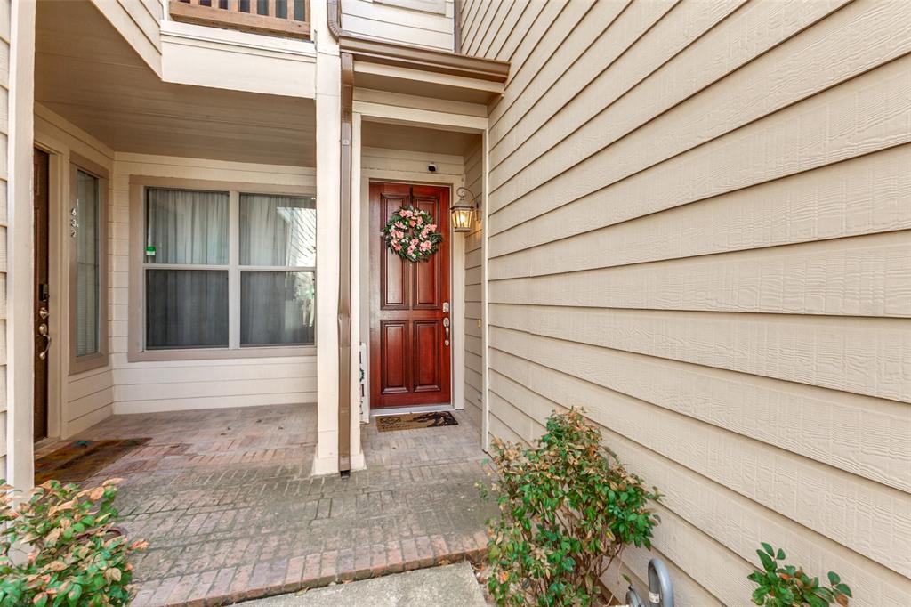 628 Raford Hill Lane Richardson, TX 75081 - Photo 3 of 34 a view of front door of house