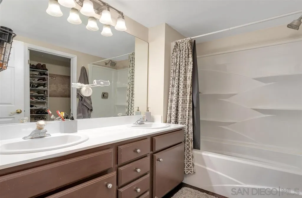420 Ribbon Beach Way, Unit 261 Oceanside, CA 92058 - Photo 10 of 25 Gallery Image 10