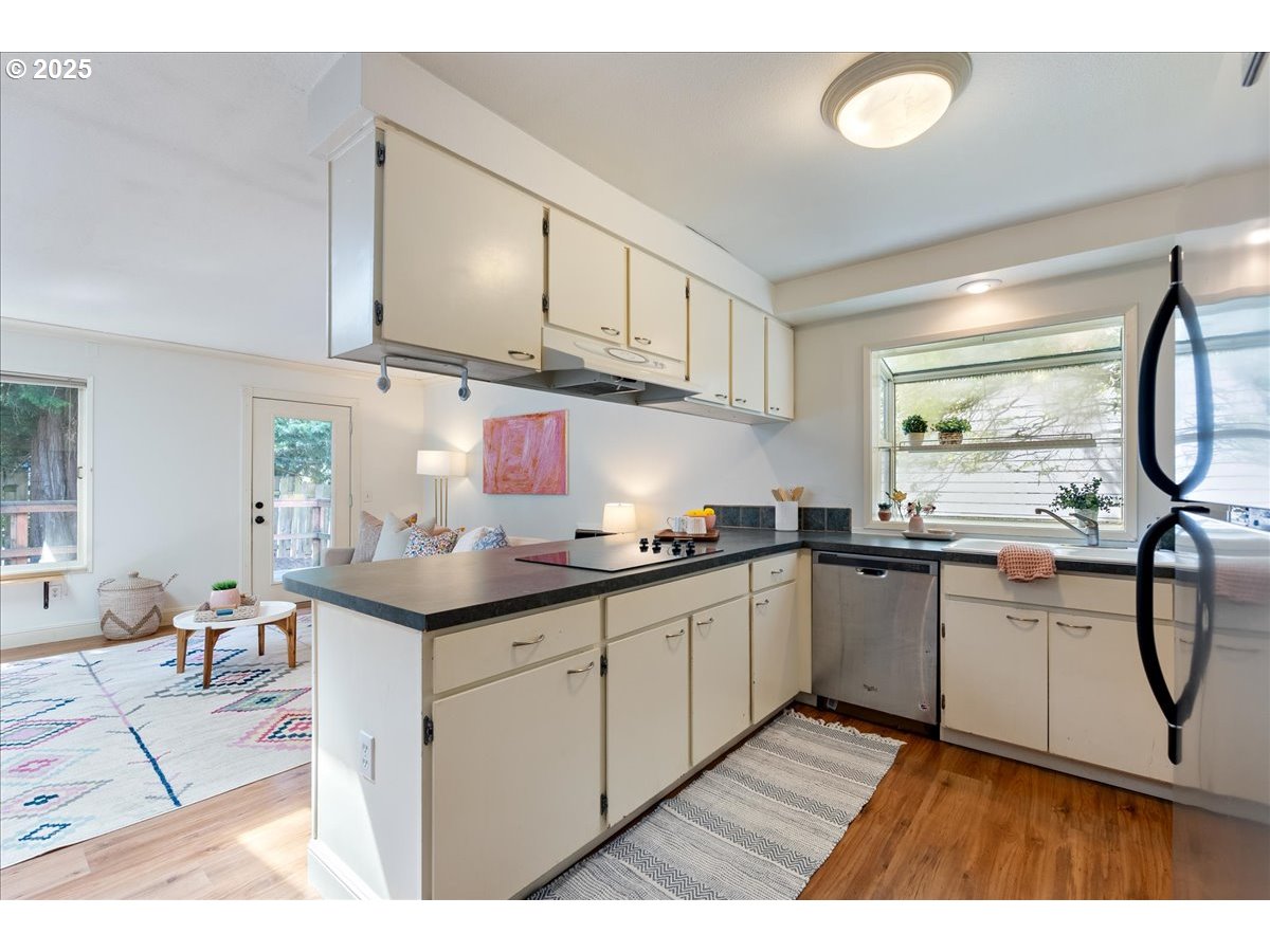 171 Northeast Olvera Court Gresham, OR 97030 - Photo 11 of 45