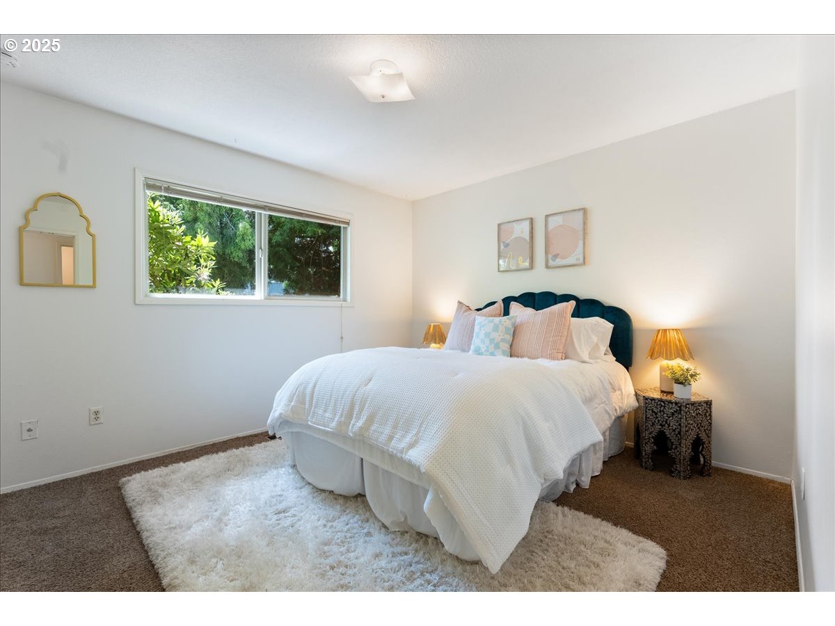 171 Northeast Olvera Court Gresham, OR 97030 - Photo 19 of 45