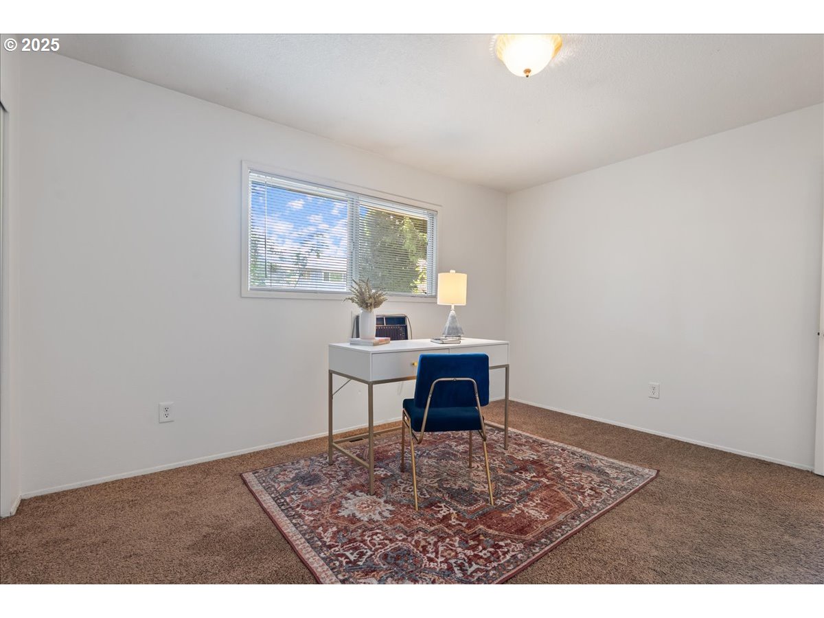 171 Northeast Olvera Court Gresham, OR 97030 - Photo 23 of 45