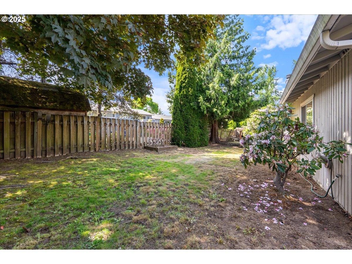 171 Northeast Olvera Court Gresham, OR 97030 - Photo 28 of 45