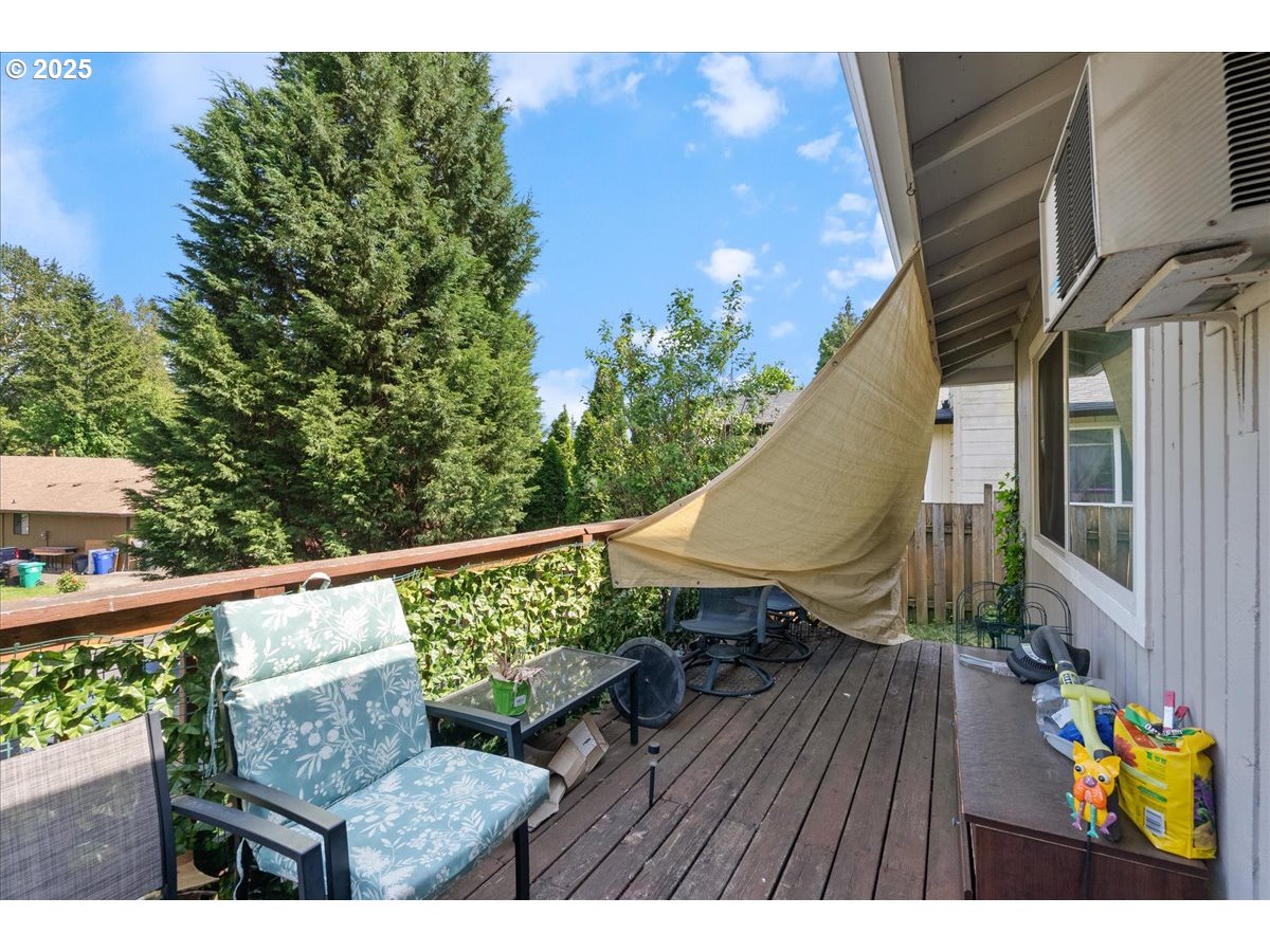 171 Northeast Olvera Court Gresham, OR 97030 - Photo 39 of 45