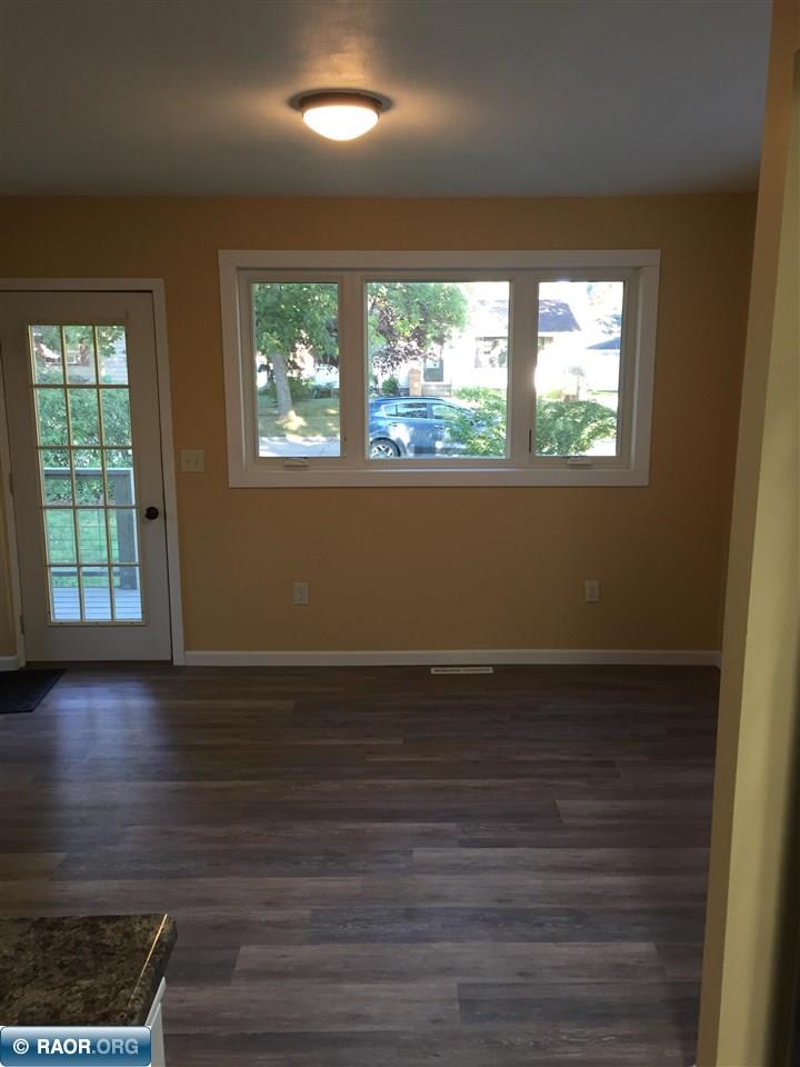 911 3rd Avenue Northeast Chisholm, MN 55719 - Photo 11 of 30