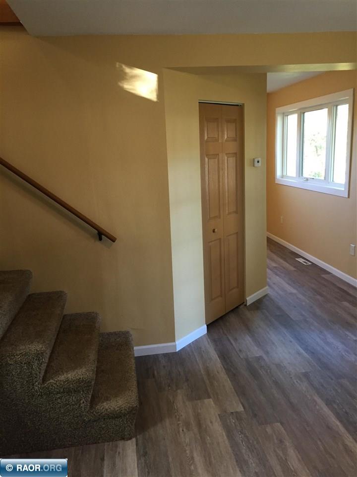 911 3rd Avenue Northeast Chisholm, MN 55719 - Photo 16 of 30