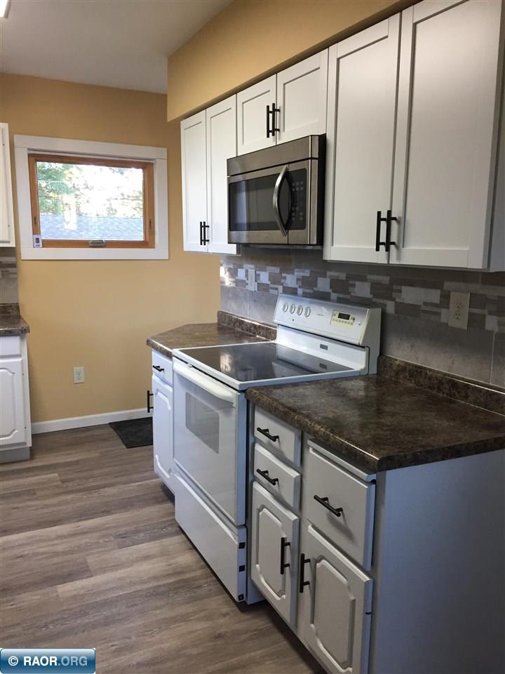 911 3rd Avenue Northeast Chisholm, MN 55719 - Photo 9 of 30