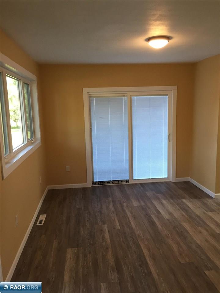 911 3rd Avenue Northeast Chisholm, MN 55719 - Photo 10 of 30