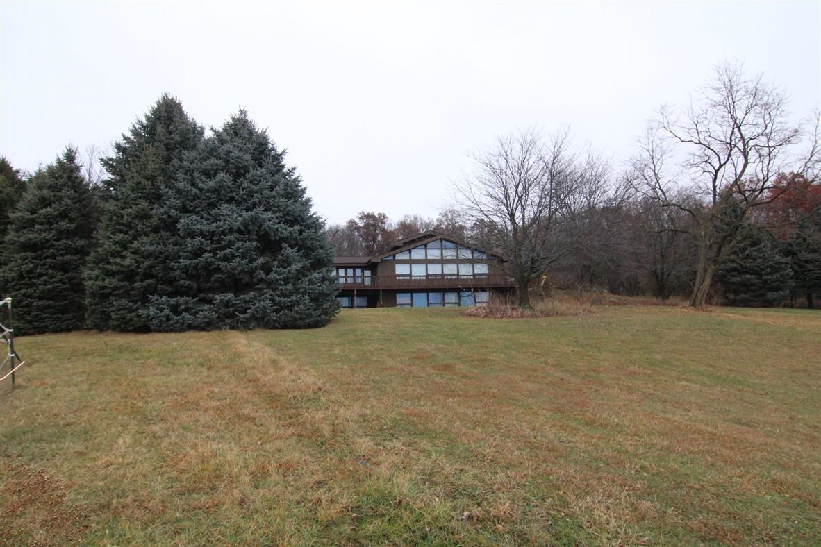 15651 Rock Grove Road Durand, IL 61024 - Photo 2 of 30