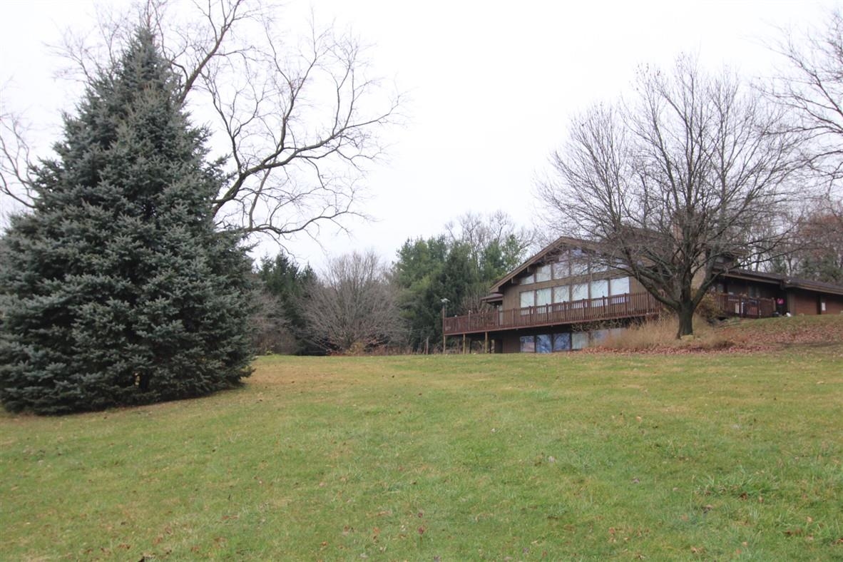 15651 Rock Grove Road Durand, IL 61024 - Photo 3 of 30