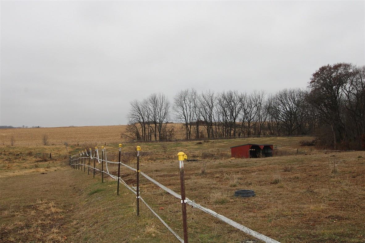 15651 Rock Grove Road Durand, IL 61024 - Photo 8 of 30