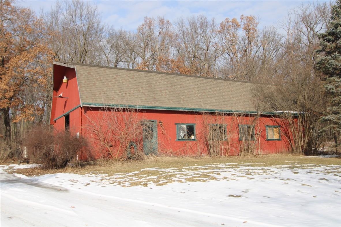 15651 Rock Grove Road Durand, IL 61024 - Photo 9 of 30